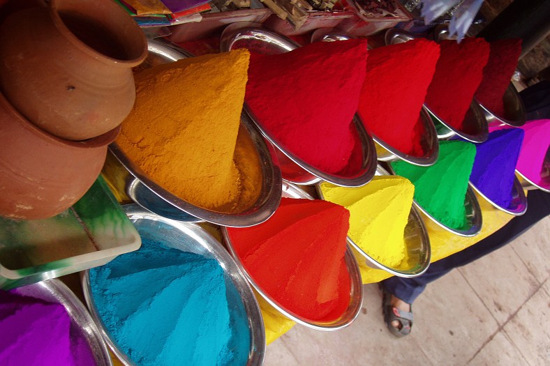 License Attribution Some rights reserved by Marco Bellucci United colours of India 141 56 Newer Older The daily market in Mysore (Karnataka state, India) is really full of colours.